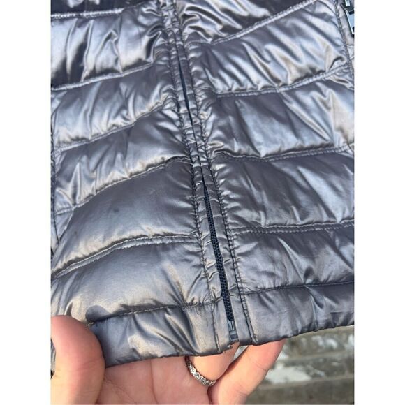 GH Bass Outdoors Shinny Silver Woman’s Winter Jacket Size Medium - Picture 13 of 16